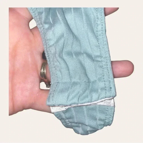 💋WOMEN’S BAEVERLY MINT IN COLOR BODYSUIT SIZE LARGE - Picture 9 of 9